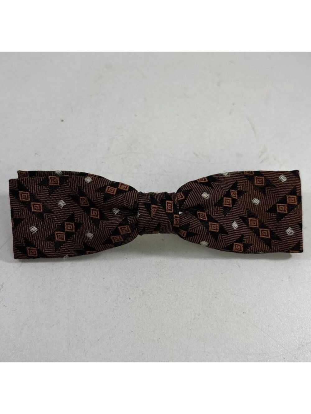 Vintage Ormond NYC Bowtie 5” Awesome Pattern Geometric